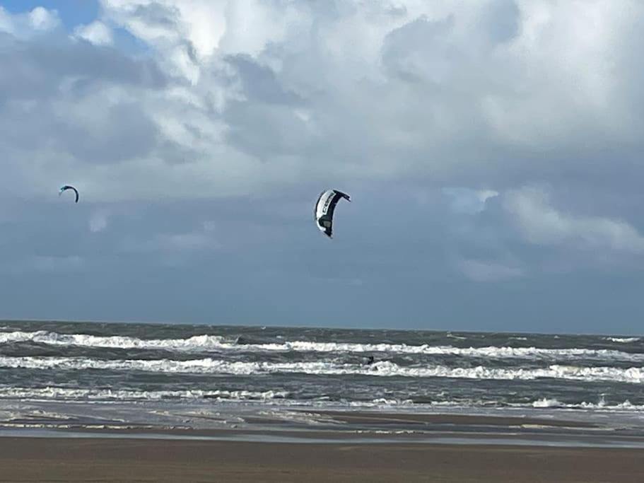 Fisherman'S Cottage - Surf Retreat Wijk aan Zee ภายนอก รูปภาพ